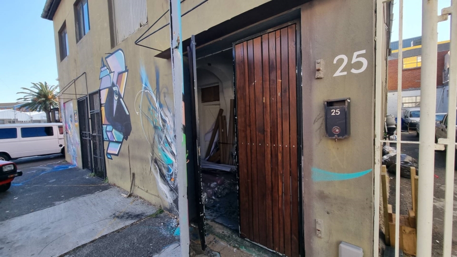 To Let Commercial Property for Rent in Salt River Western Cape